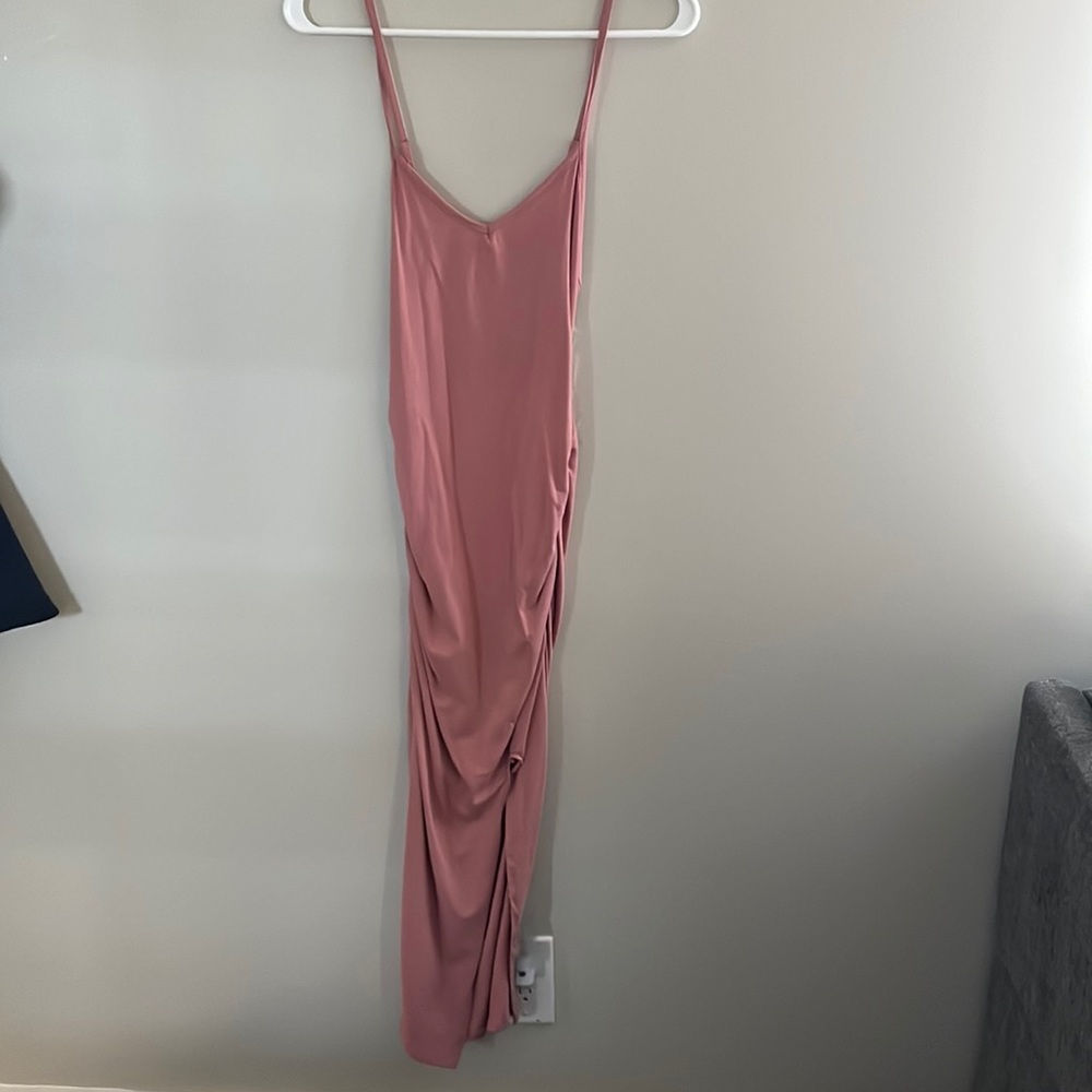 Summer dress with leg slit
